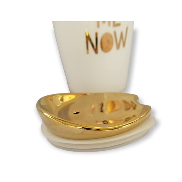 Kiss Me Now Love Ceramic Mug Cup w Lid - New - Picture 5 of 6